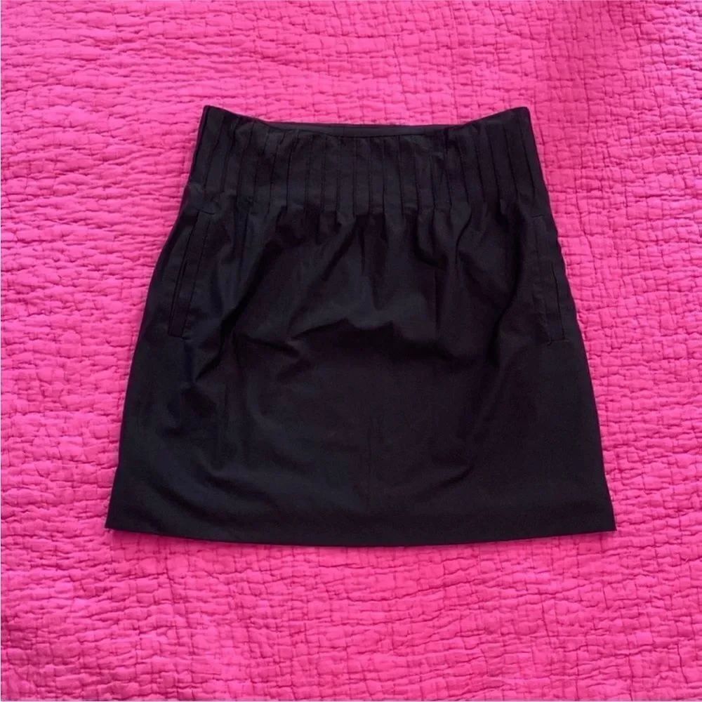 Diane Von Furstenberg Classic Black Mini Skirt, US4
